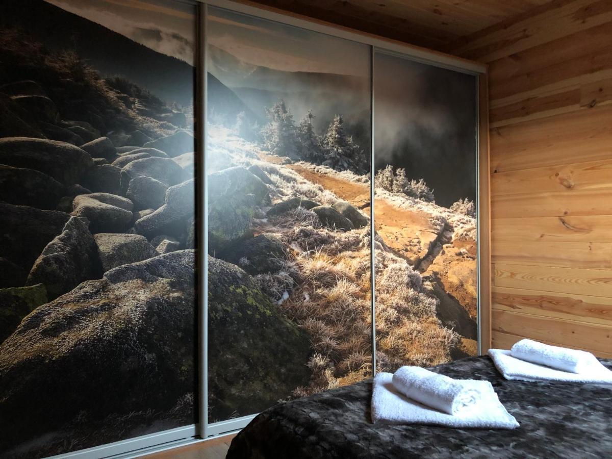Apartament Hakerowka シクラルスカ・ポレンバ エクステリア 写真